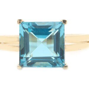 3.55 Carat Natural Blue Topaz in 10K Solid Yellow Gold Ring